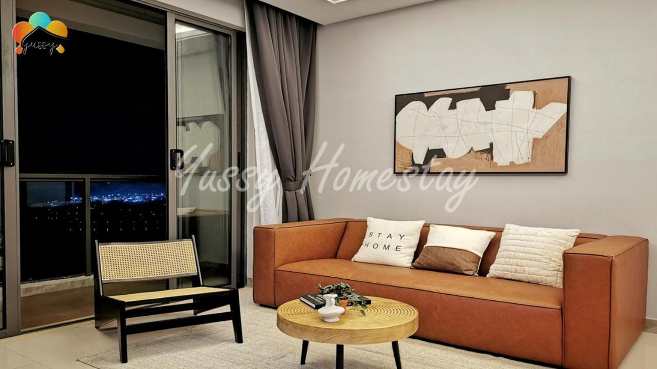 Yussy 2 Bedrooms Condo At R&F Princess Cove Johor Bahru Exterior photo